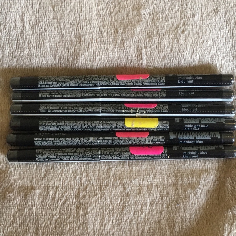 Avon Glimmerstick Eyeliner Midnight Blue